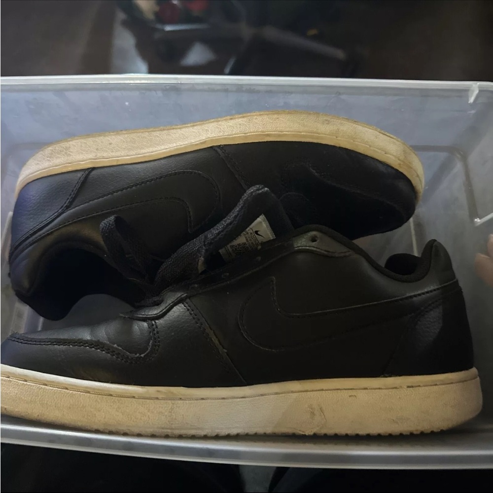 Size 8.5 Nike Ebernon Low Black Women’s Sneakers